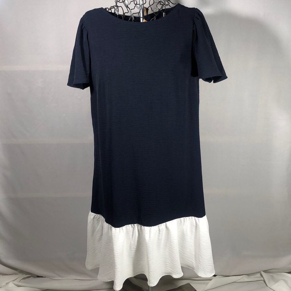 NWOT DKNY Elegant Navy & Ivory Women's Dress w/ Flutter Hem Sz 8